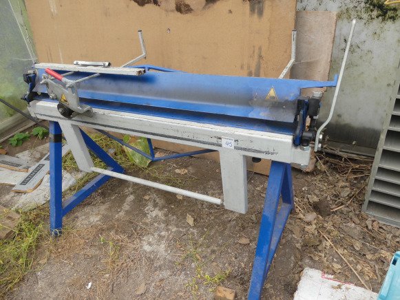 Plieuse de chantier marque et modèle inconnu - Ohraňovací lis: obrázek 1 Plieuse de chantier marque et modèle inconnu - Ohraňovací lis: obrázek 1