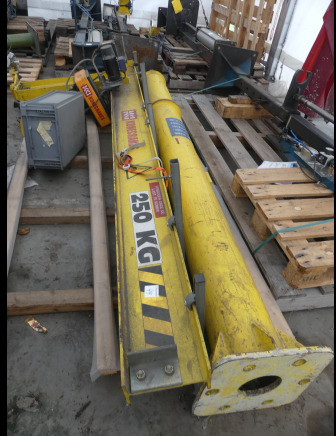 Potence de levage sur colonne Konecranes XN5 - Portálový jeřáb: obrázek 1 Potence de levage sur colonne Konecranes XN5 - Portálový jeřáb: obrázek 1