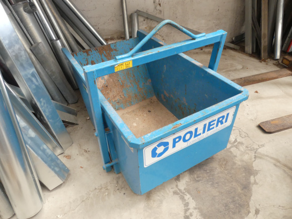 2 Bacs de grue et lève palette - Příslušenství pro Stavební technika: obrázek 3 2 Bacs de grue et lève palette - Příslušenství pro Stavební technika: obrázek 3