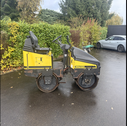 Rouleau compresseur Wacker Neuson RD11 AEC - Silniční válec: obrázek 1 Rouleau compresseur Wacker Neuson RD11 AEC - Silniční válec: obrázek 1