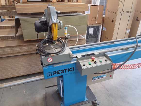 Scie à onglet double tête pour chassis Pertici Univer 332 IP - Dřevoobráběcí stroj: obrázek 3 Scie à onglet double tête pour chassis Pertici Univer 332 IP - Dřevoobráběcí stroj: obrázek 3