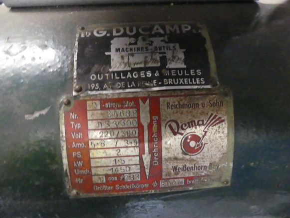 Touret à meuler Rema DS3/300 - Kovoobráběcí stroj: obrázek 2 Touret à meuler Rema DS3/300 - Kovoobráběcí stroj: obrázek 2