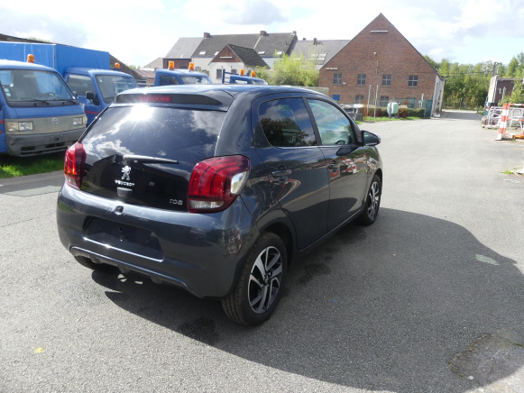 Voiture (1.735km) Peugeot 108 Style 5 portes(Vin:VF3PSCFBDJR245289) - Osobní auto: obrázek 3 Voiture (1.735km) Peugeot 108 Style 5 portes(Vin:VF3PSCFBDJR245289) - Osobní auto: obrázek 3