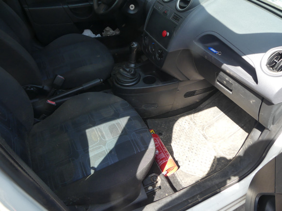 Voiture Ford FIESTA (2006-110.830 km) - Osobní auto: obrázek 5 Voiture Ford FIESTA (2006-110.830 km) - Osobní auto: obrázek 5