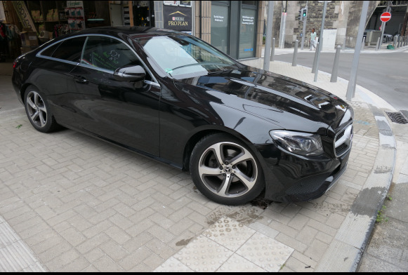 Voiture Mercedes-Benz Coupé (2018-113.807 km-VIN:WDD2383141F014560) - Coupe: obrázek 1 Voiture Mercedes-Benz Coupé (2018-113.807 km-VIN:WDD2383141F014560) - Coupe: obrázek 1