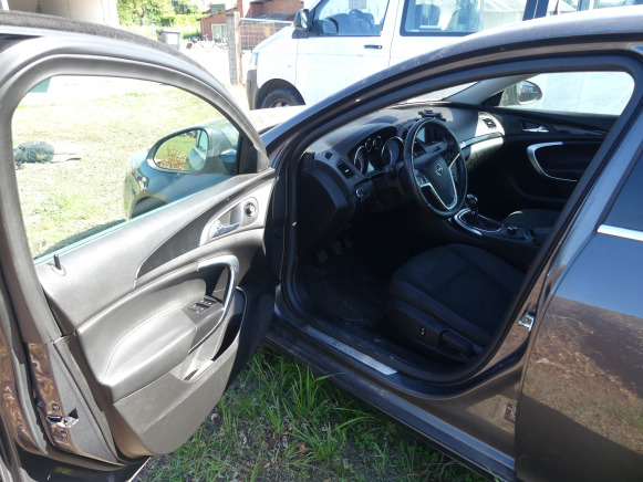 Voiture Opel INSIGNA (2011-155.376 km) - Osobní auto: obrázek 5 Voiture Opel INSIGNA (2011-155.376 km) - Osobní auto: obrázek 5