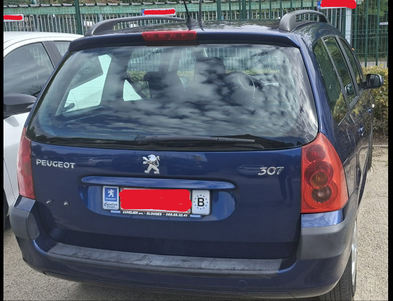Voiture Peugeot 307 (2005-58.925 km-VIN:VF33EKFUC84066327) - Osobní auto: obrázek 2 Voiture Peugeot 307 (2005-58.925 km-VIN:VF33EKFUC84066327) - Osobní auto: obrázek 2