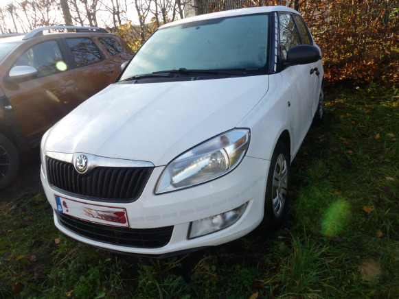 Voiture Skoda Fabia (2011-142449km-VIN:TMBEN65J1B3190467) - Osobní auto: obrázek 3 Voiture Skoda Fabia (2011-142449km-VIN:TMBEN65J1B3190467) - Osobní auto: obrázek 3