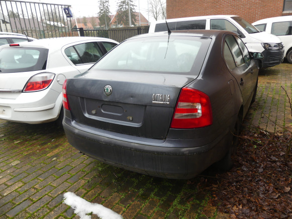 Voiture Skoda Octavia (2007-111.444 km) - Osobní auto: obrázek 3 Voiture Skoda Octavia (2007-111.444 km) - Osobní auto: obrázek 3
