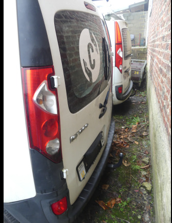 Voiture utilitaire Renault Kangoo (2010-97.280 km) - Osobní auto: obrázek 5 Voiture utilitaire Renault Kangoo (2010-97.280 km) - Osobní auto: obrázek 5