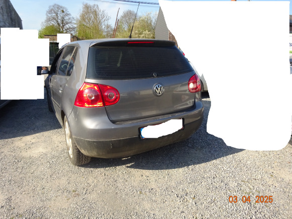 Volkswagen Golf - Osobní auto: obrázek 2 Volkswagen Golf - Osobní auto: obrázek 2