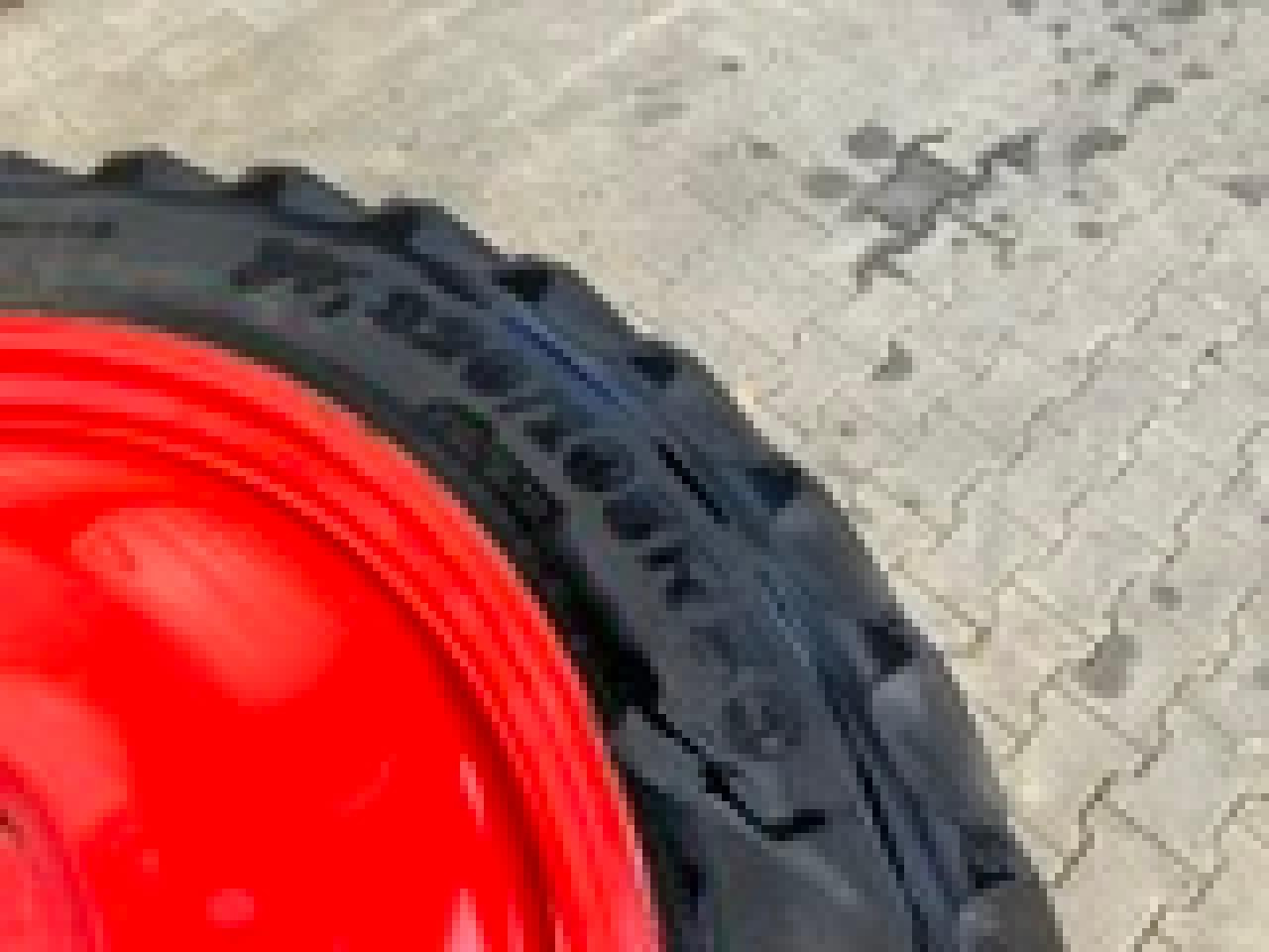 Alliance 320/105R50 - Pneumatiky pro Zemědělská technika: obrázek 2 Alliance 320/105R50 - Pneumatiky pro Zemědělská technika: obrázek 2