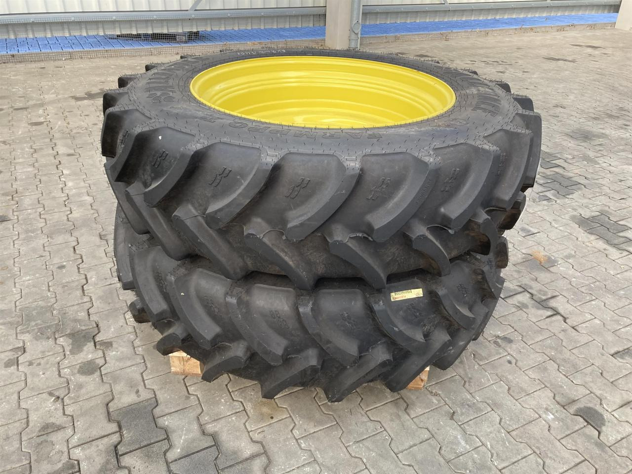 Alliance 420/85R38 - Pneumatiky pro Zemědělská technika: obrázek 1 Alliance 420/85R38 - Pneumatiky pro Zemědělská technika: obrázek 1