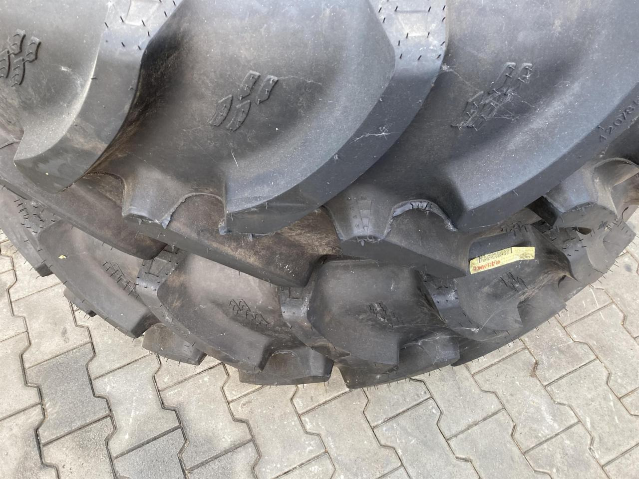 Alliance 420/85R38 - Pneumatiky pro Zemědělská technika: obrázek 3 Alliance 420/85R38 - Pneumatiky pro Zemědělská technika: obrázek 3