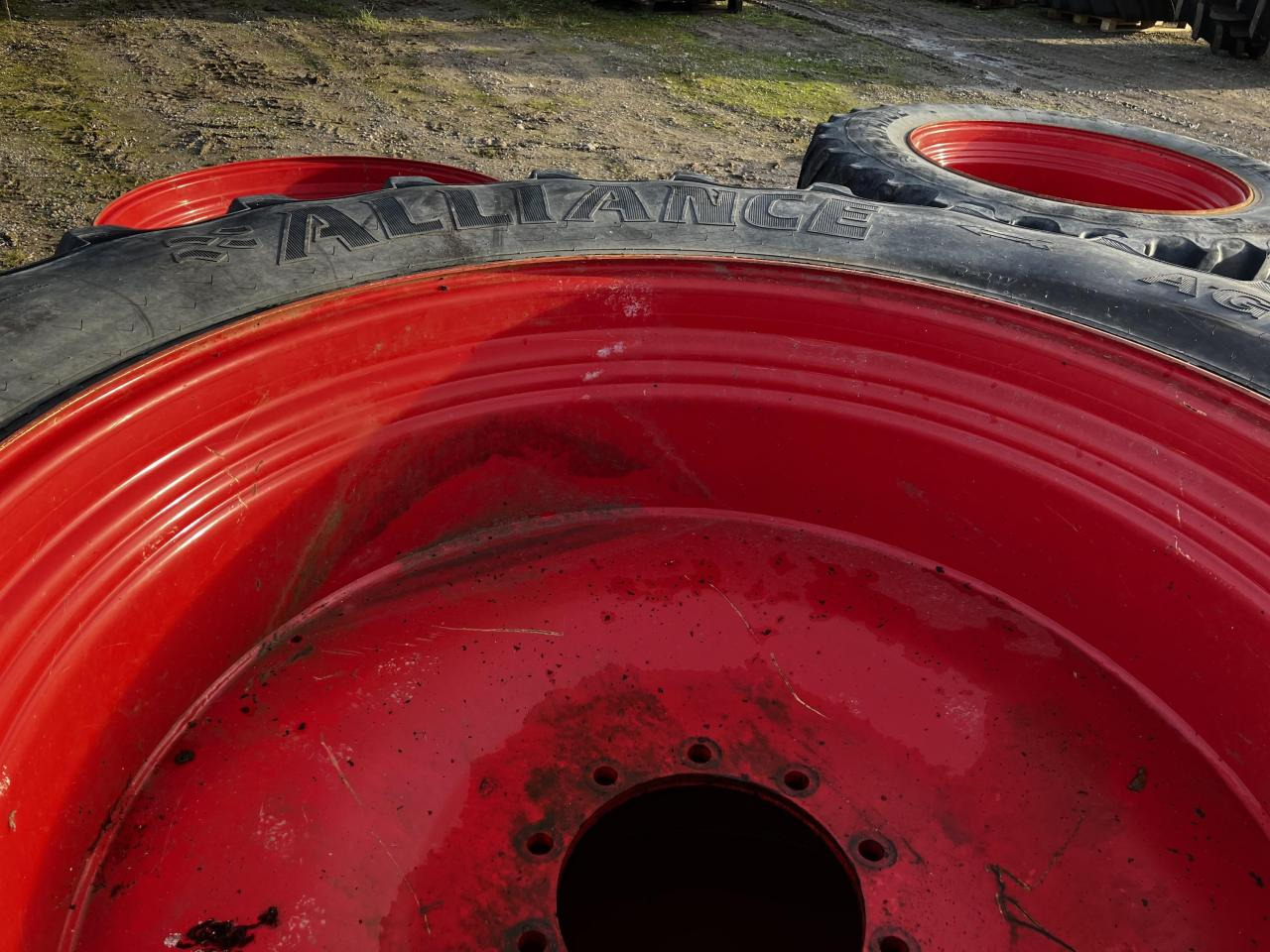 Alliance 520/85R46 VF - Pneumatiky pro Zemědělská technika: obrázek 3 Alliance 520/85R46 VF - Pneumatiky pro Zemědělská technika: obrázek 3