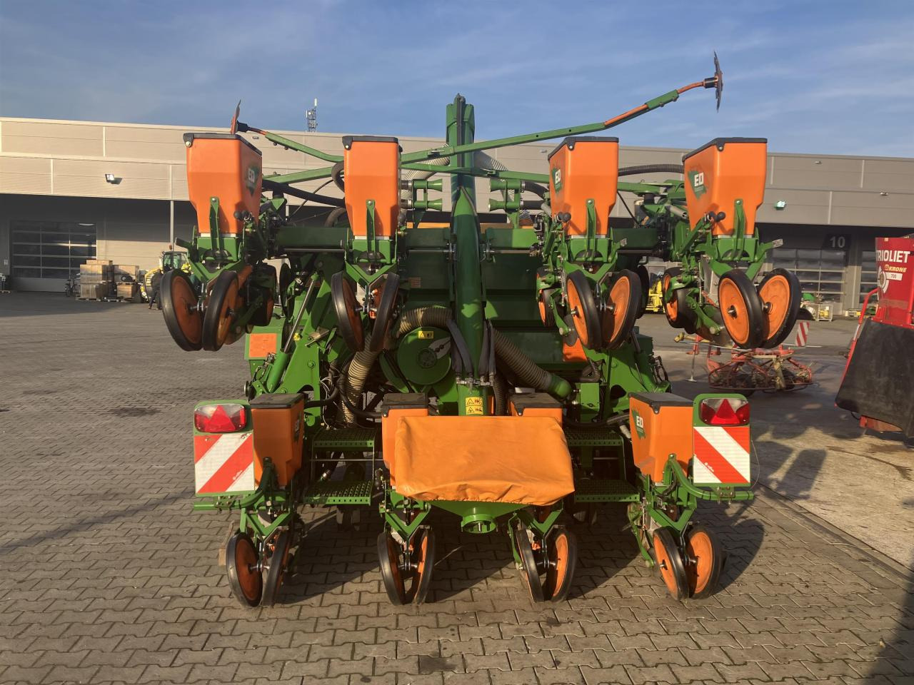 Amazone ED602K Contour Profi - Přesný secí stroj: obrázek 2 Amazone ED602K Contour Profi - Přesný secí stroj: obrázek 2