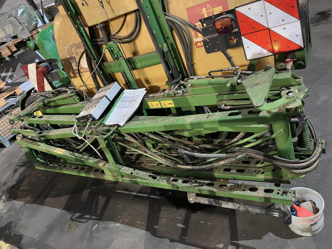 Amazone UF1000 - Tažený postřikovač: obrázek 4 Amazone UF1000 - Tažený postřikovač: obrázek 4