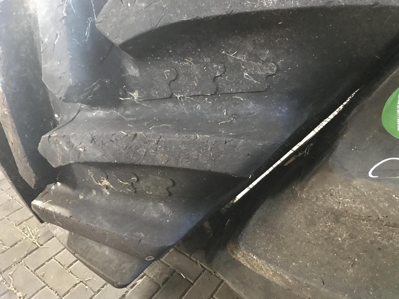 BKT 650/85R42 IF - Pneumatiky pro Zemědělská technika: obrázek 3 BKT 650/85R42 IF - Pneumatiky pro Zemědělská technika: obrázek 3