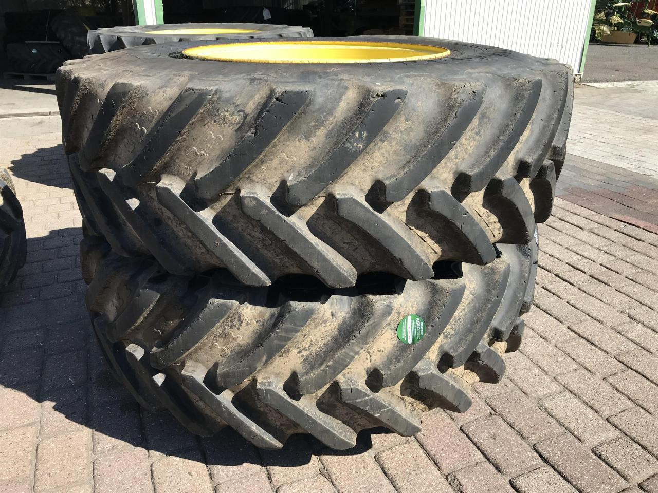 BKT 650/85R42 - Pneumatiky pro Zemědělská technika: obrázek 1 BKT 650/85R42 - Pneumatiky pro Zemědělská technika: obrázek 1