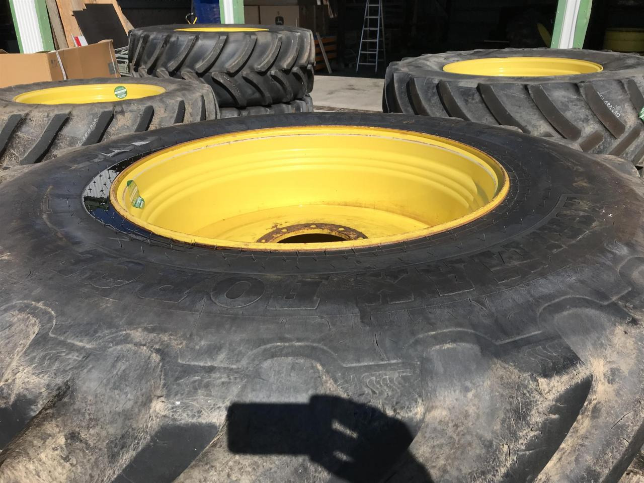BKT 650/85R42 - Pneumatiky pro Zemědělská technika: obrázek 5 BKT 650/85R42 - Pneumatiky pro Zemědělská technika: obrázek 5