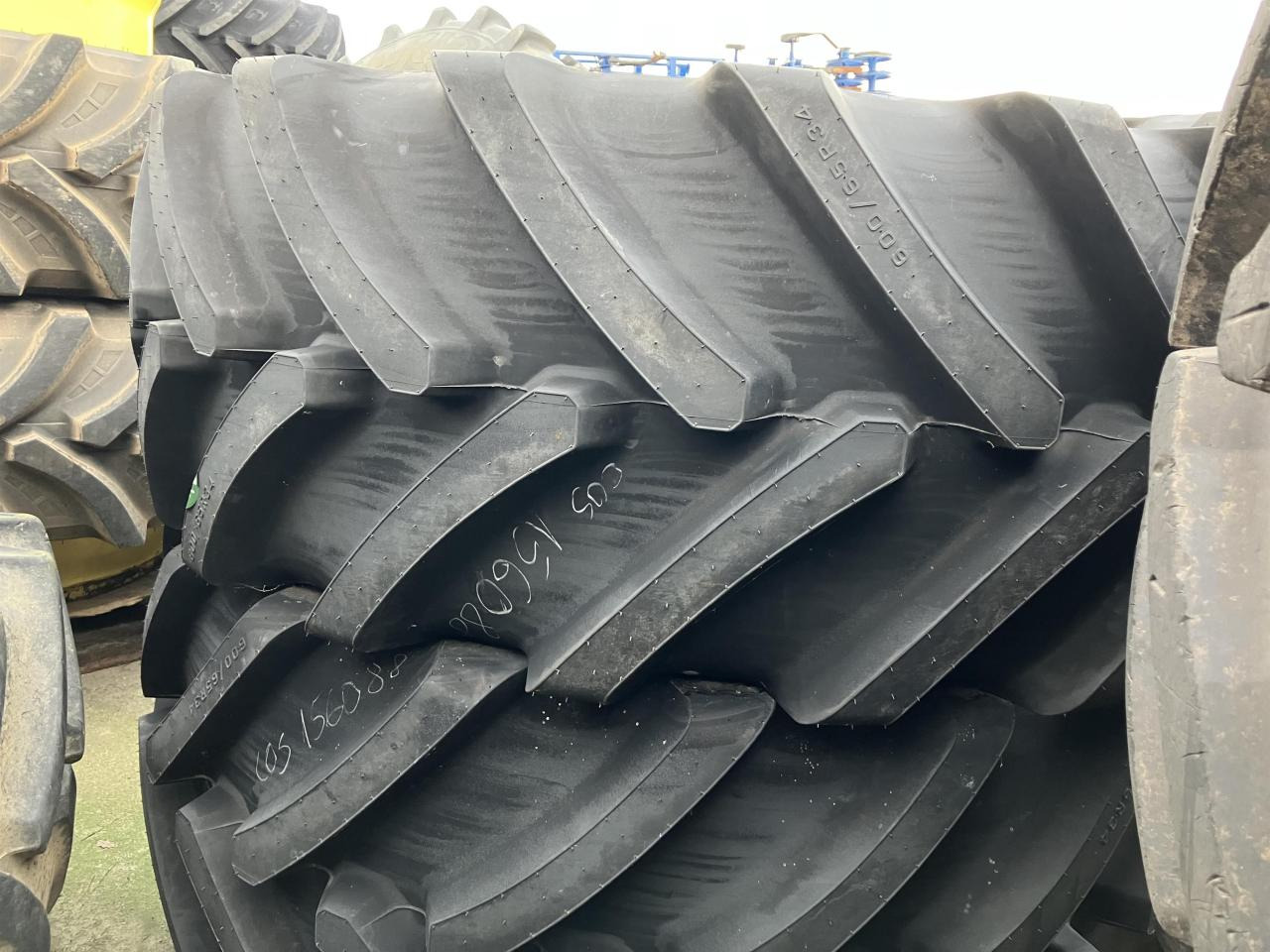 Bridgestone 600/65R34 - Pneumatiky pro Zemědělská technika: obrázek 1 Bridgestone 600/65R34 - Pneumatiky pro Zemědělská technika: obrázek 1