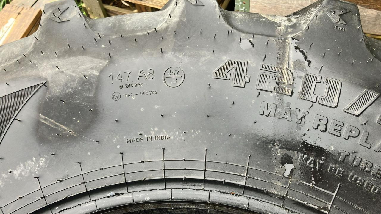 CEAT 420/90R30 - Pneumatiky pro Zemědělská technika: obrázek 5 CEAT 420/90R30 - Pneumatiky pro Zemědělská technika: obrázek 5
