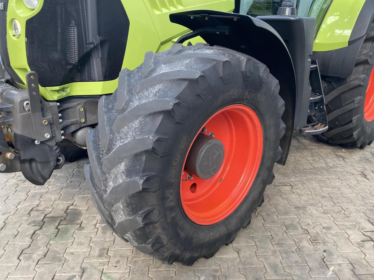 CLAAS Arion 640 - Traktor: obrázek 2 CLAAS Arion 640 - Traktor: obrázek 2