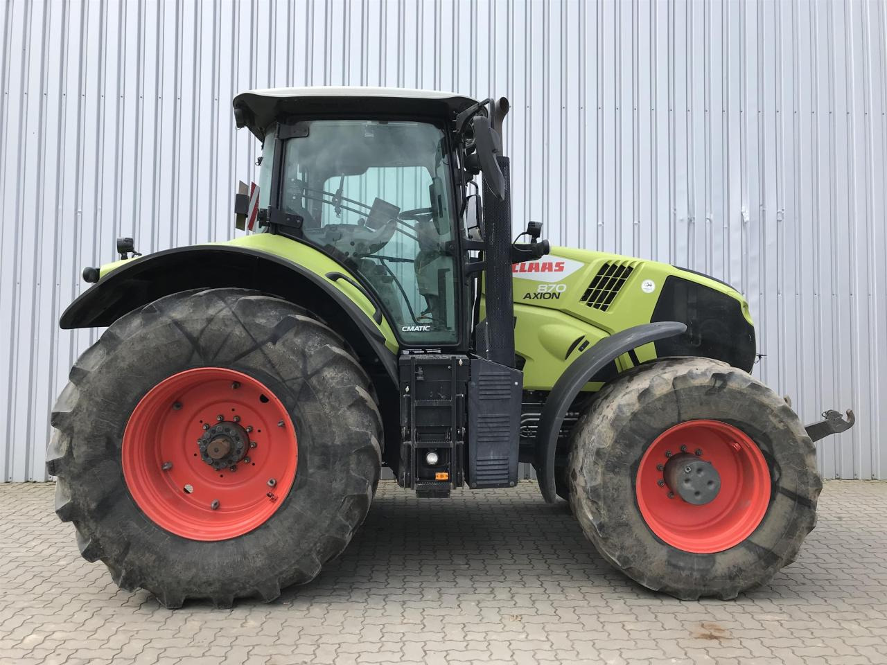 CLAAS Axion 870 - Traktor: obrázek 2 CLAAS Axion 870 - Traktor: obrázek 2