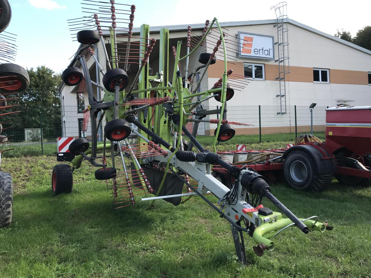 CLAAS Liner 2900 - Obraceč/ Shrnovač: obrázek 1 CLAAS Liner 2900 - Obraceč/ Shrnovač: obrázek 1