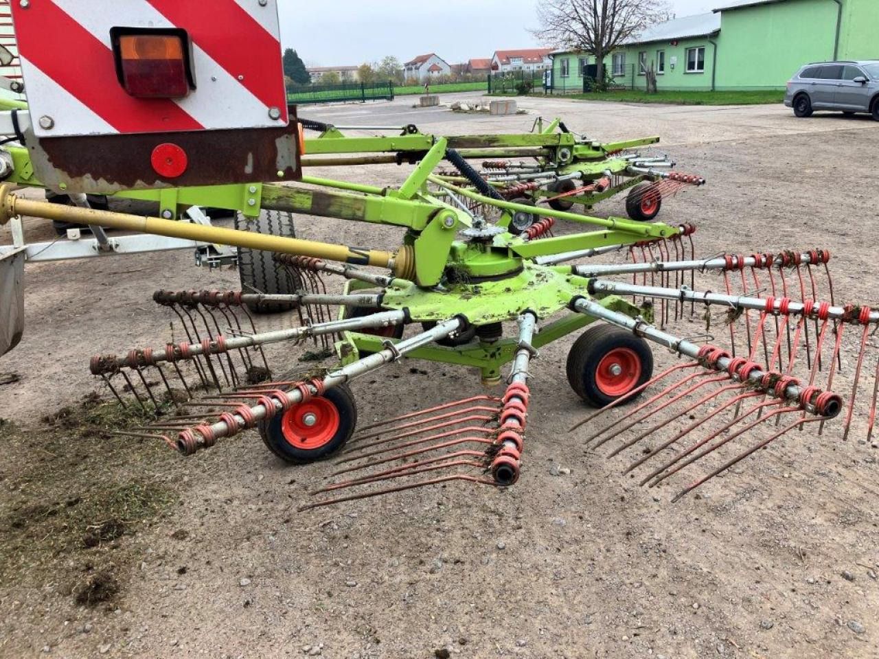 CLAAS Liner 3000 - Obraceč/ Shrnovač: obrázek 3 CLAAS Liner 3000 - Obraceč/ Shrnovač: obrázek 3