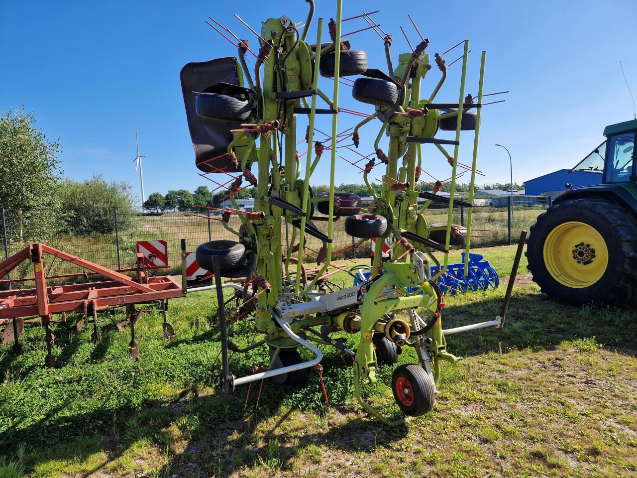 CLAAS Volto 1100 - Obraceč/ Shrnovač: obrázek 1 CLAAS Volto 1100 - Obraceč/ Shrnovač: obrázek 1
