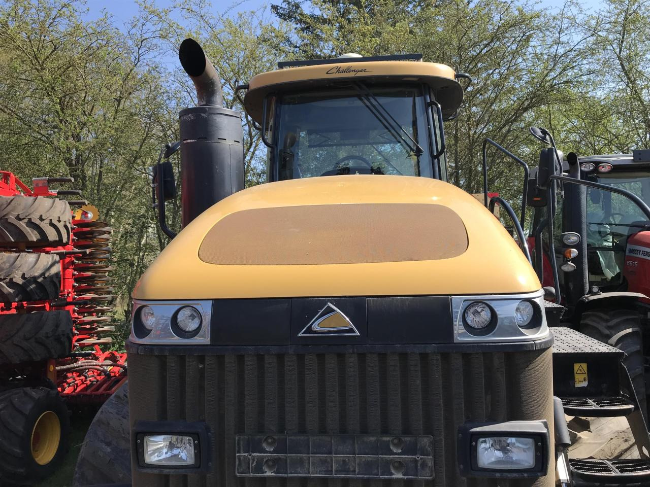 Challenger MT865E - Pásový traktor: obrázek 4 Challenger MT865E - Pásový traktor: obrázek 4