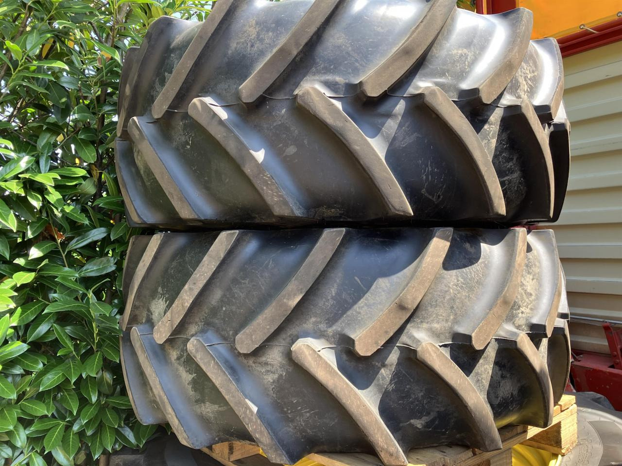 Continental 480/70R24 - Pneumatiky pro Zemědělská technika: obrázek 1 Continental 480/70R24 - Pneumatiky pro Zemědělská technika: obrázek 1