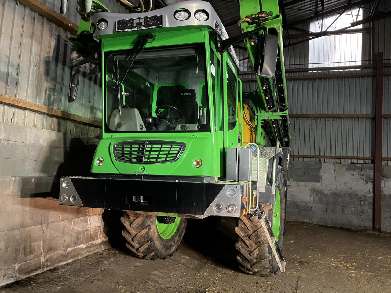 Dammann DT 2500H - Tažený postřikovač: obrázek 2 Dammann DT 2500H - Tažený postřikovač: obrázek 2