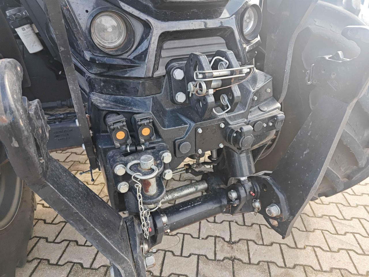Deutz-Fahr 6215 TTV - Traktor: obrázek 4 Deutz-Fahr 6215 TTV - Traktor: obrázek 4