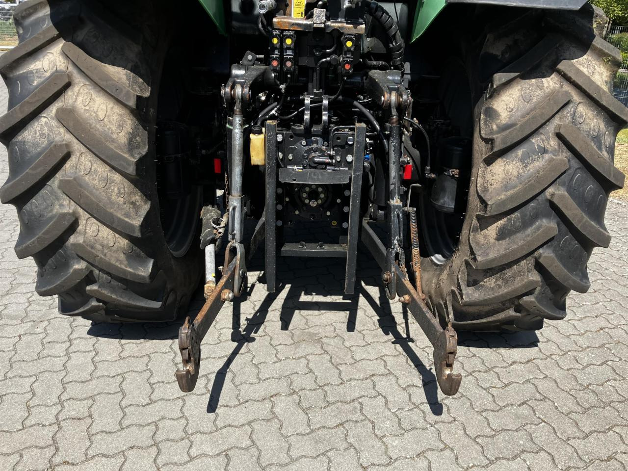 Deutz-Fahr Agrotron K410 - Traktor: obrázek 5 Deutz-Fahr Agrotron K410 - Traktor: obrázek 5