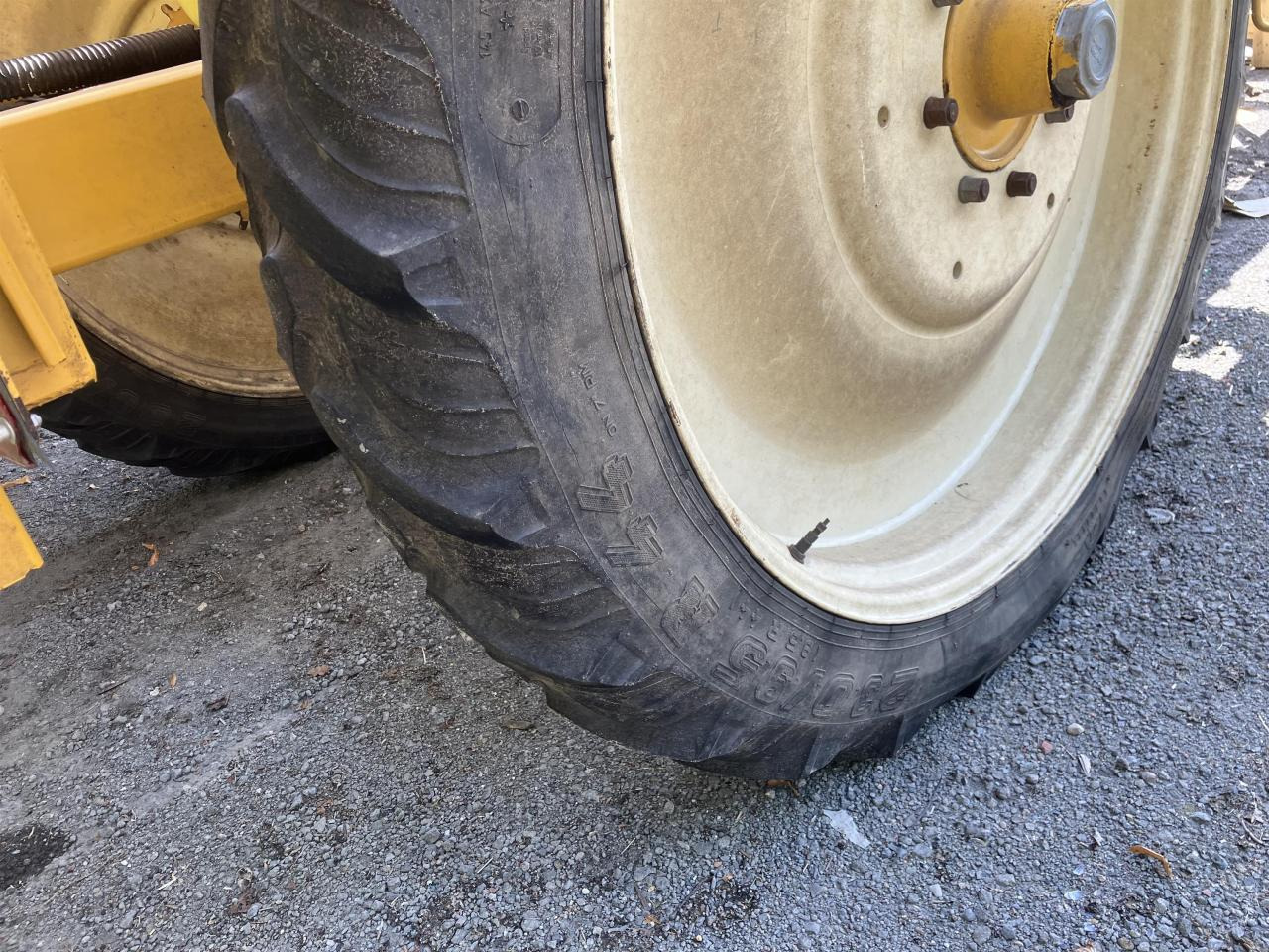 Dubex Junior 2500-27 - Tažený postřikovač: obrázek 3 Dubex Junior 2500-27 - Tažený postřikovač: obrázek 3