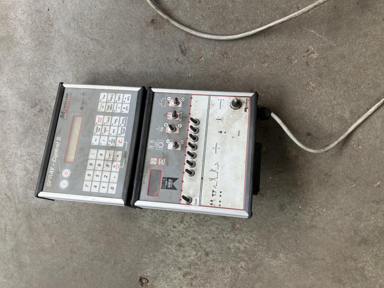 Dubex Junior 2500-27 - Tažený postřikovač: obrázek 5 Dubex Junior 2500-27 - Tažený postřikovač: obrázek 5