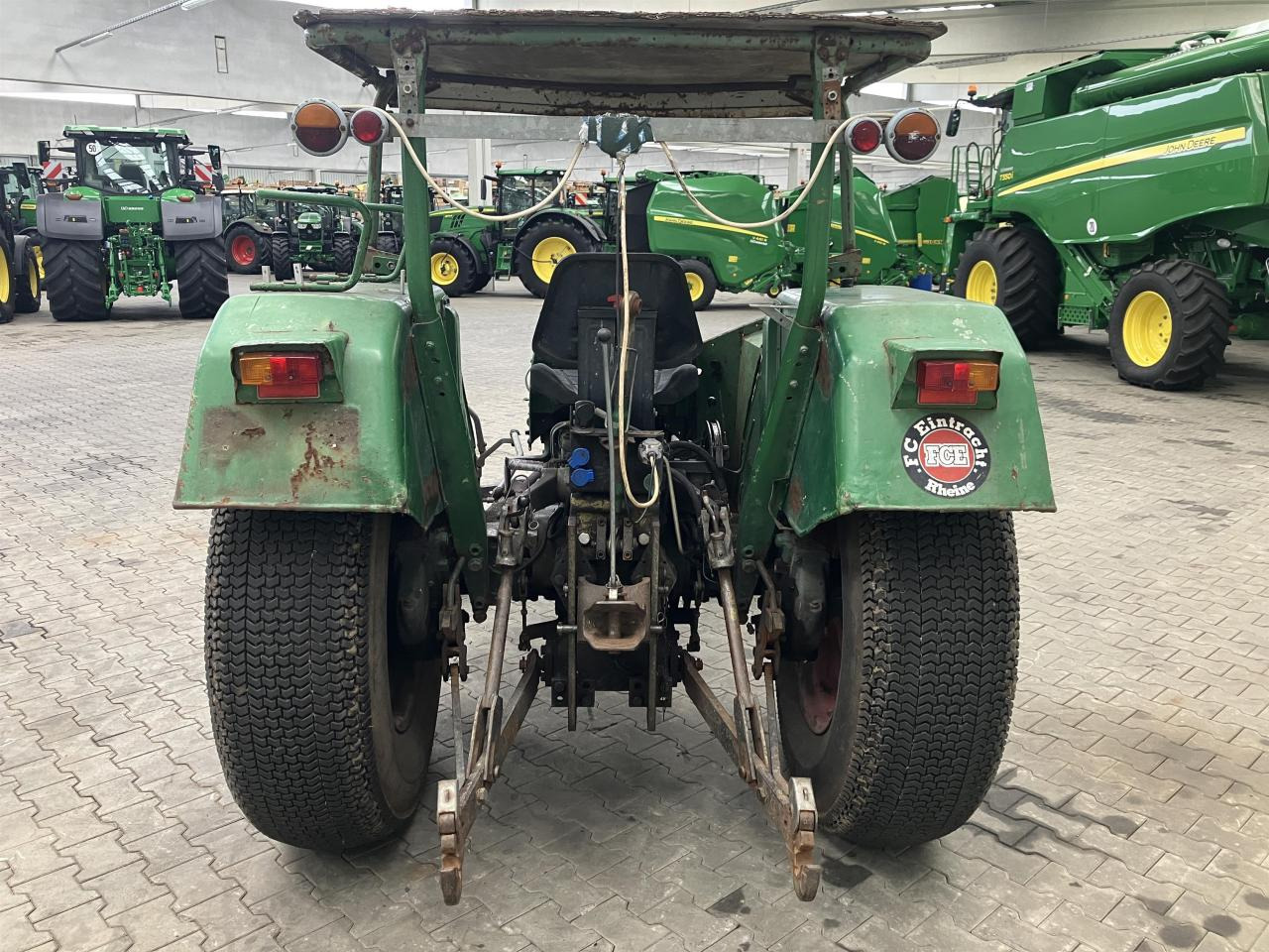 Fendt 104 S Farmer - Traktor: obrázek 4 Fendt 104 S Farmer - Traktor: obrázek 4