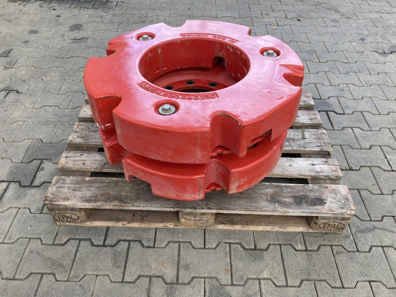 Fendt 2x 300 kg - Protizávaží: obrázek 1 Fendt 2x 300 kg - Protizávaží: obrázek 1