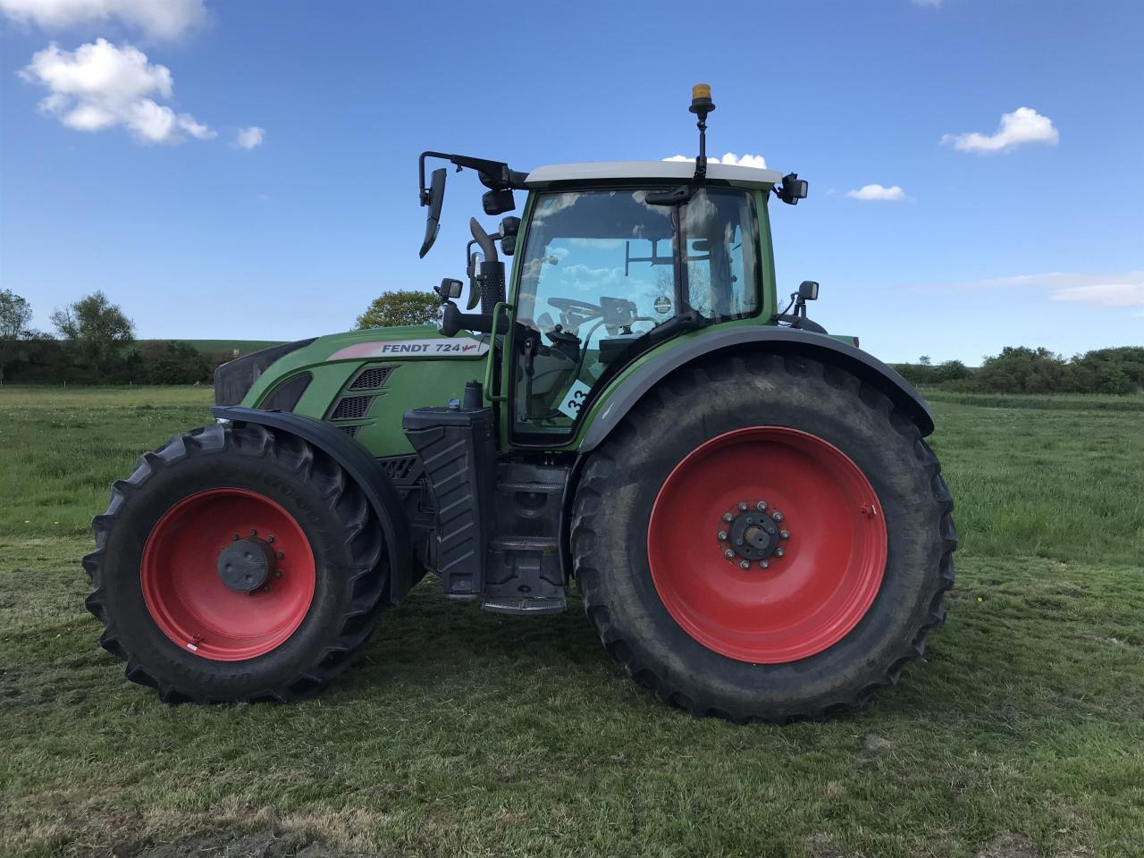 Fendt 724 Vario - Traktor: obrázek 1 Fendt 724 Vario - Traktor: obrázek 1
