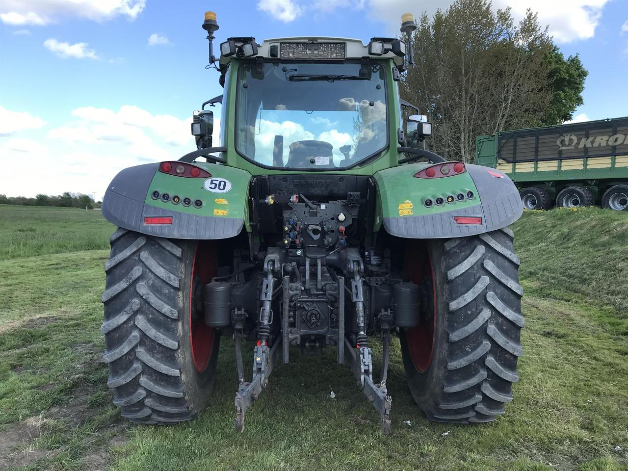 Fendt 724 Vario - Traktor: obrázek 5 Fendt 724 Vario - Traktor: obrázek 5