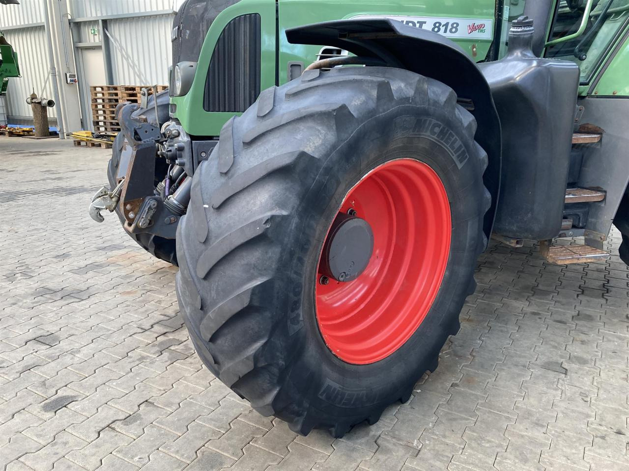 Fendt 818 Vario TMS - Traktor: obrázek 2 Fendt 818 Vario TMS - Traktor: obrázek 2