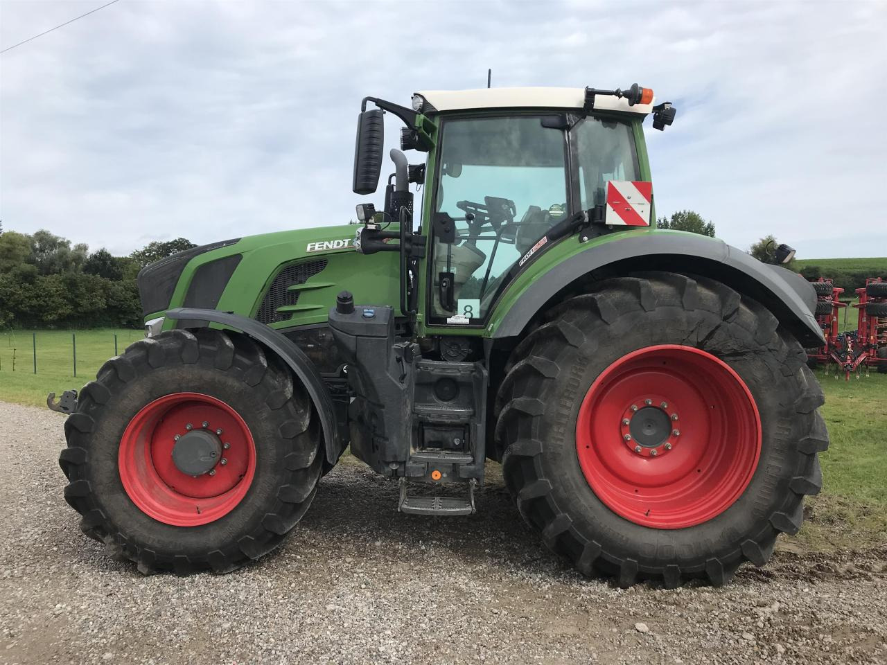 Fendt 828 Vario Profi Plus - Traktor: obrázek 1 Fendt 828 Vario Profi Plus - Traktor: obrázek 1
