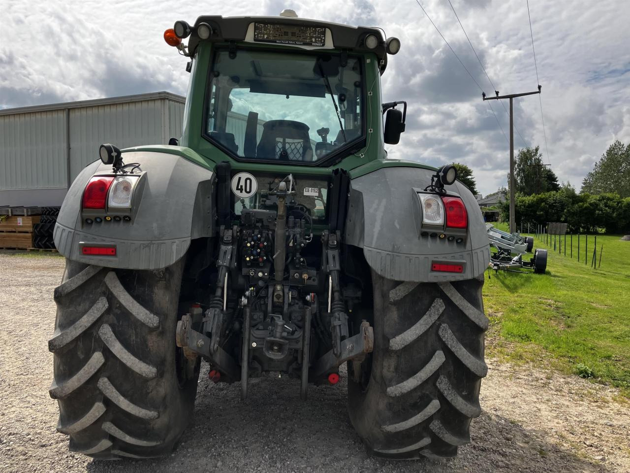 Fendt 828 Vario Profi Plus - Traktor: obrázek 4 Fendt 828 Vario Profi Plus - Traktor: obrázek 4