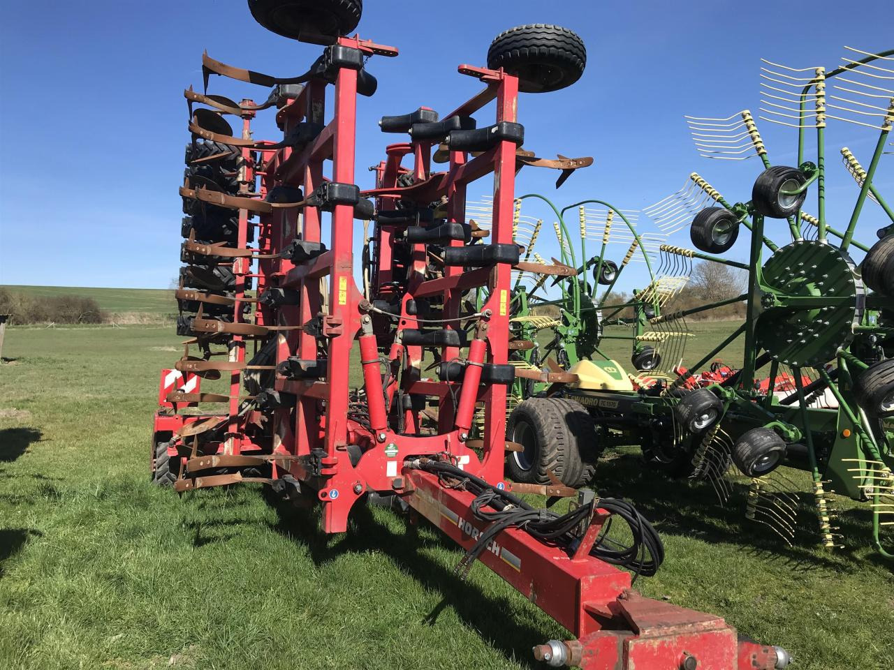 Horsch Tiger 8LT - Kultivátor: obrázek 1 Horsch Tiger 8LT - Kultivátor: obrázek 1