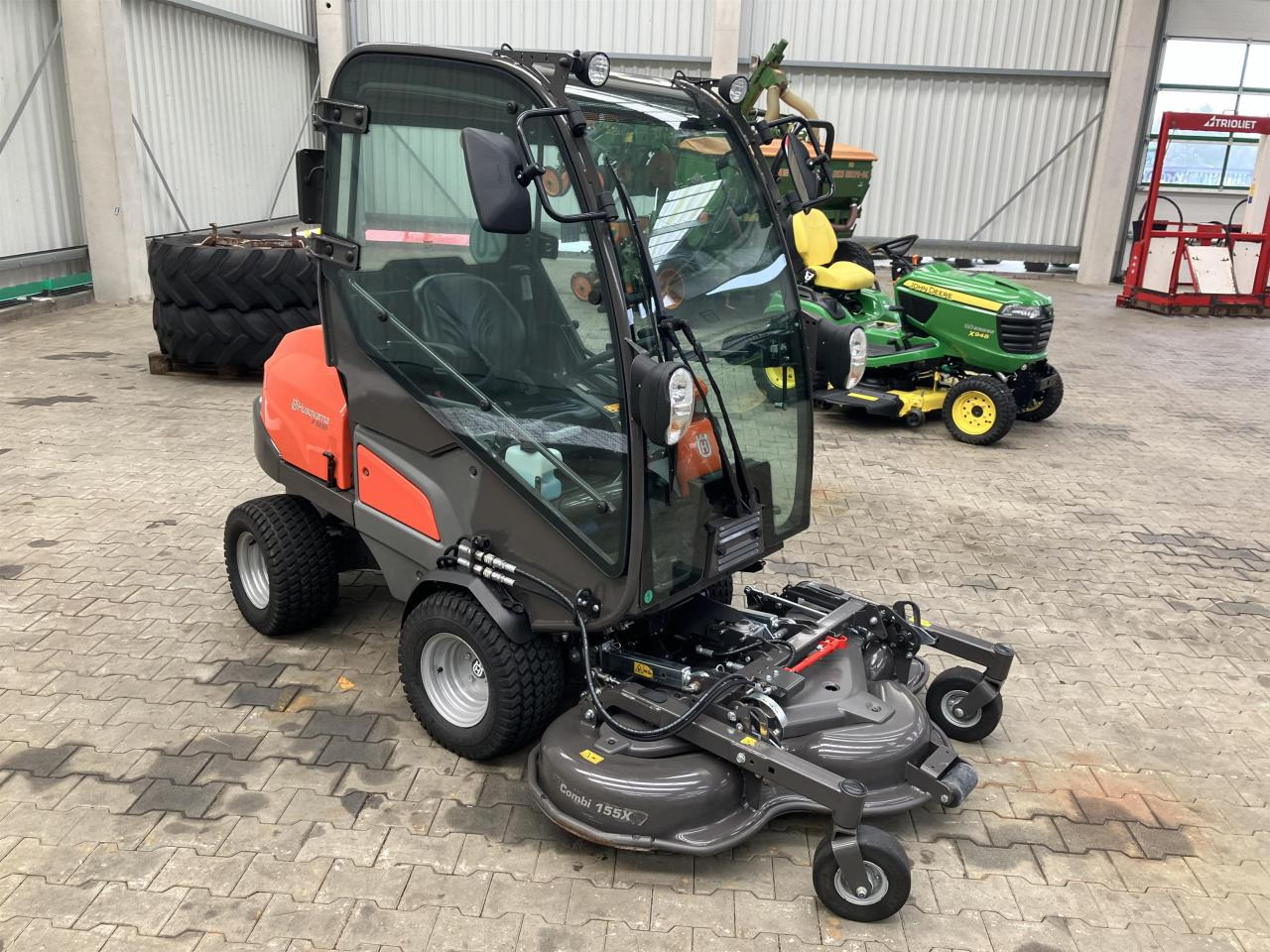 Husqvarna Rider P525D - Sekačka na trávu: obrázek 2 Husqvarna Rider P525D - Sekačka na trávu: obrázek 2