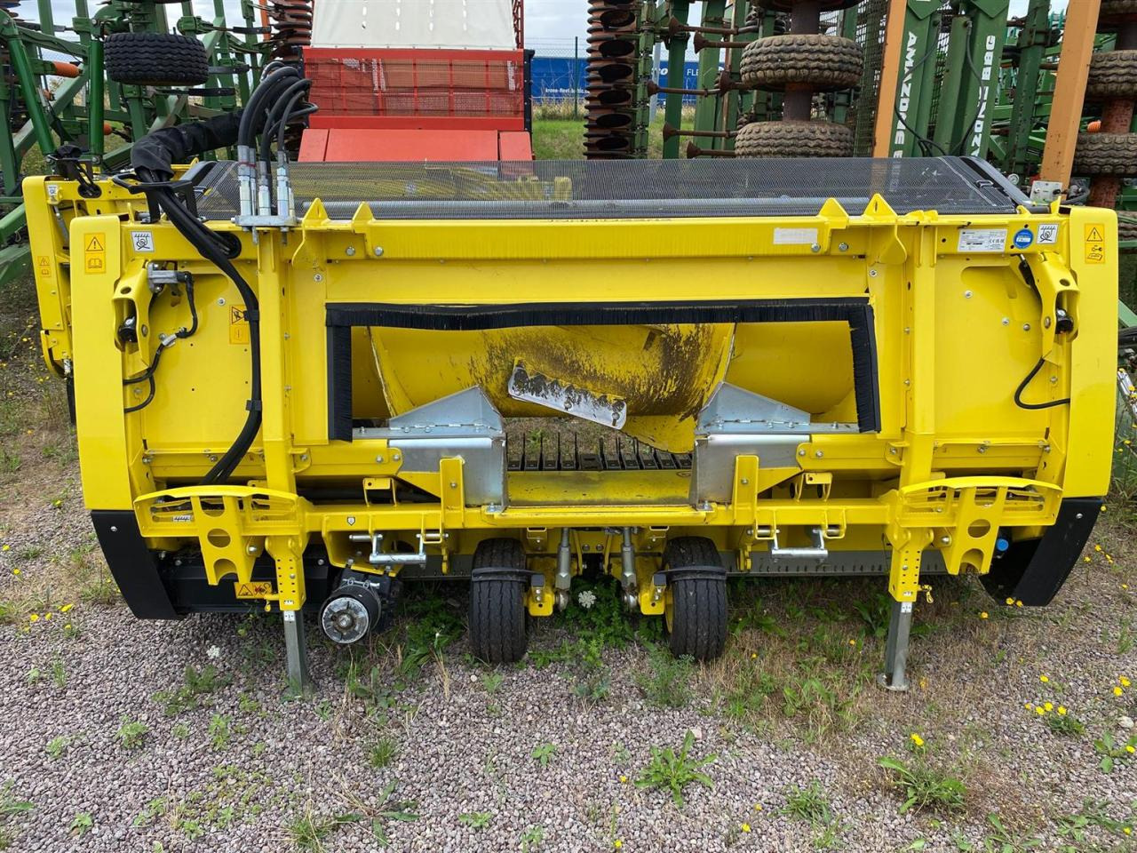 John Deere 30R - Příslušenství pro sklízecí řezačky: obrázek 4 John Deere 30R - Příslušenství pro sklízecí řezačky: obrázek 4