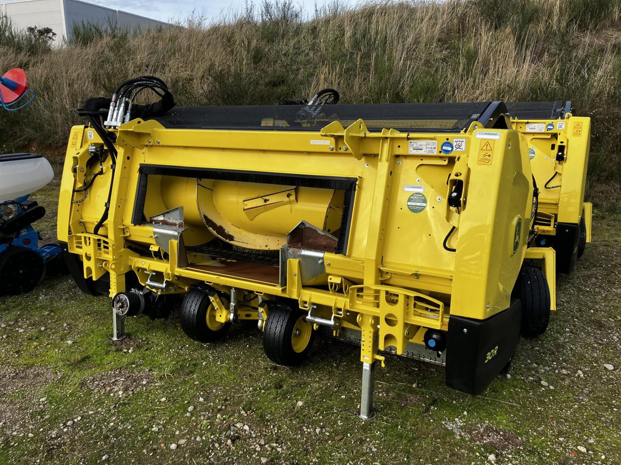 John Deere 30R - Příslušenství pro sklízecí řezačky: obrázek 1 John Deere 30R - Příslušenství pro sklízecí řezačky: obrázek 1