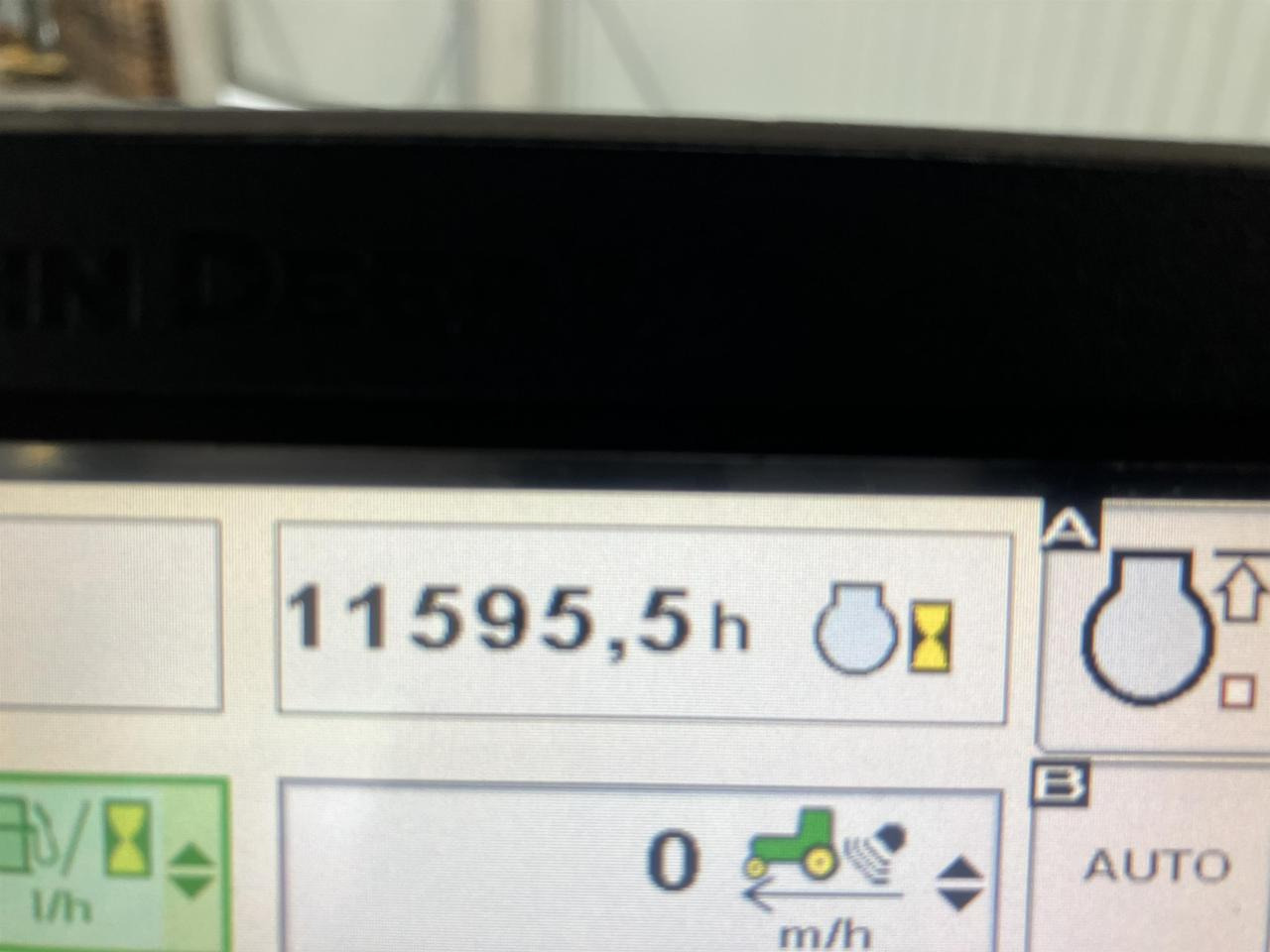 Traktor John Deere 6170R: obrázek 12